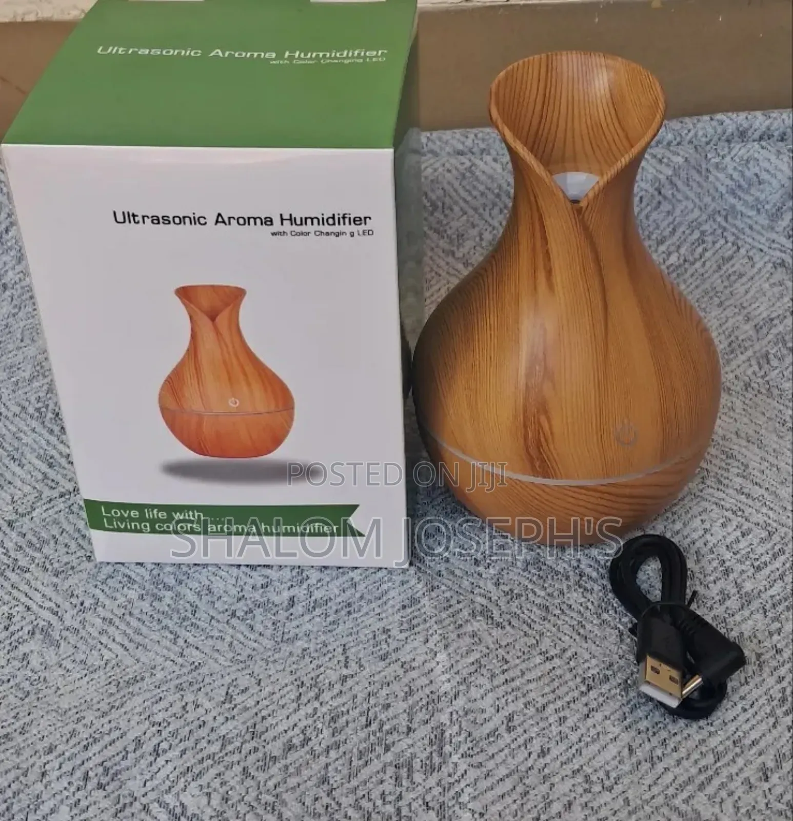 Pot-Like Ultrasonic Humidifier With Changing Led
