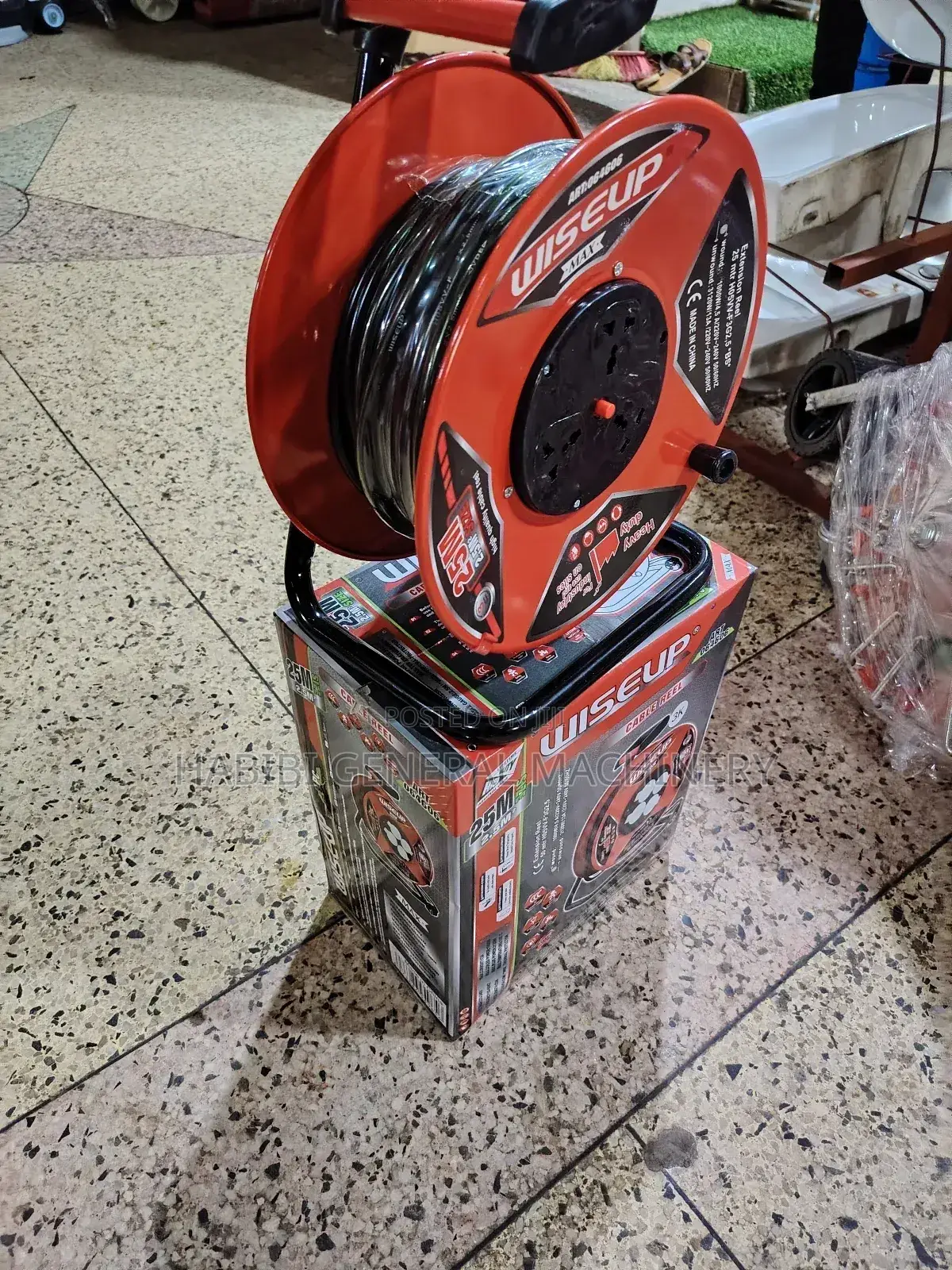 Wise Up 25m Extension Reel