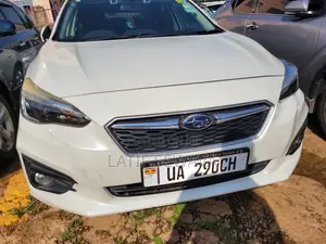 Subaru Impreza 2.0i Limited PZEV 4dr Hatchback AWD (2.0L 4cyl CVT) 2015