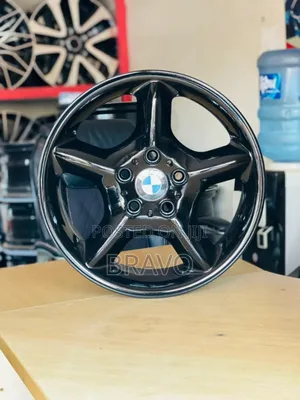 BMW Size 17 Wheel (Rims) .