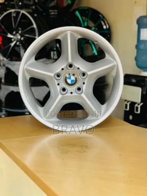 BMW Size 17 Wheel (Rims) .