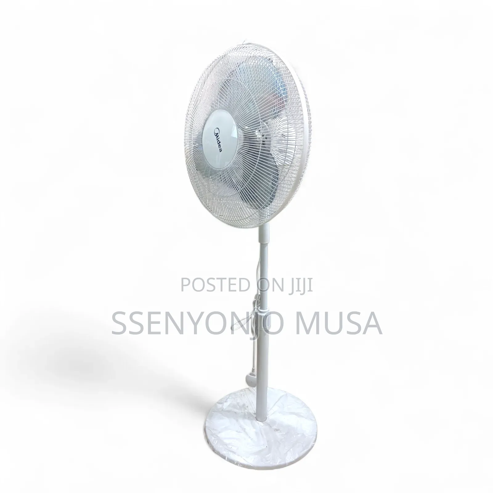 Midea 16-inch Pedestal Stand Fan, 3 Speeds, Adjustable Height, 40w