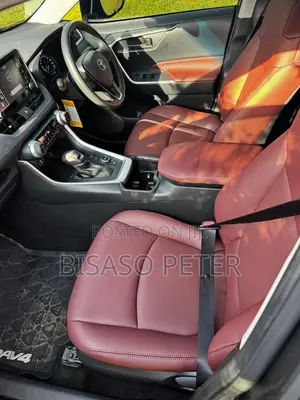 Toyota RAV4 2022 Gray