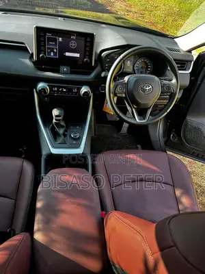 Toyota RAV4 2022 Gray