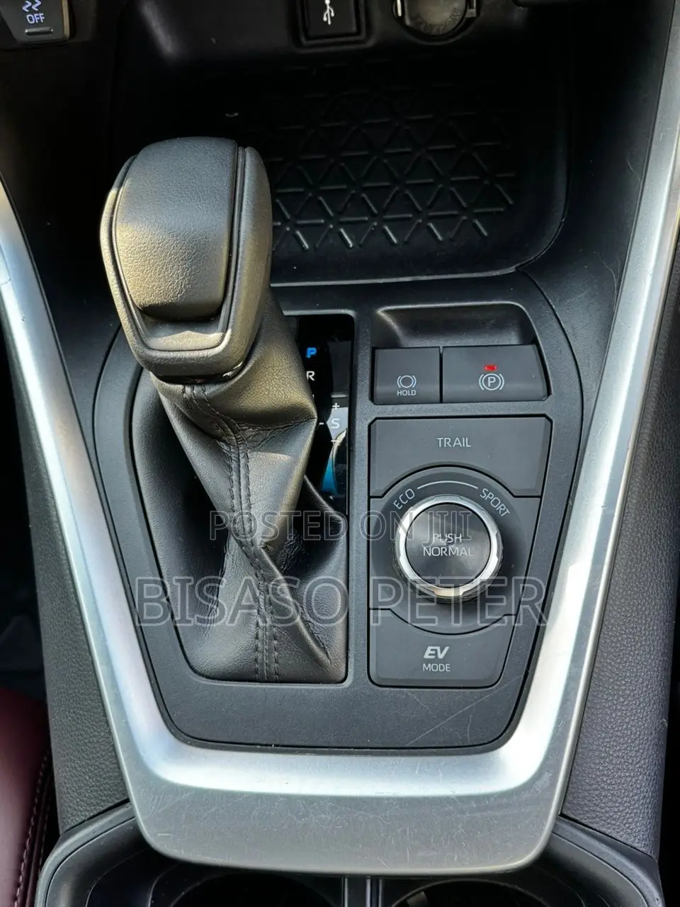 Toyota RAV4 2022 Gray