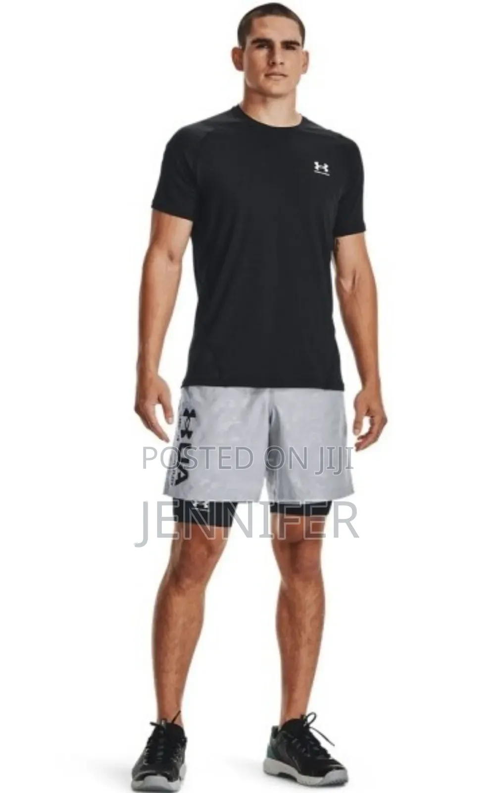 Men's Under Armour Heatgear Long Compression Short in Black.