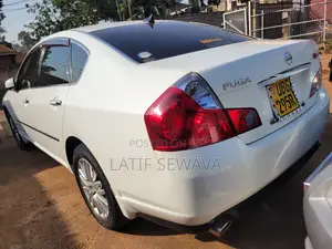 Nissan Fuga 2005 White