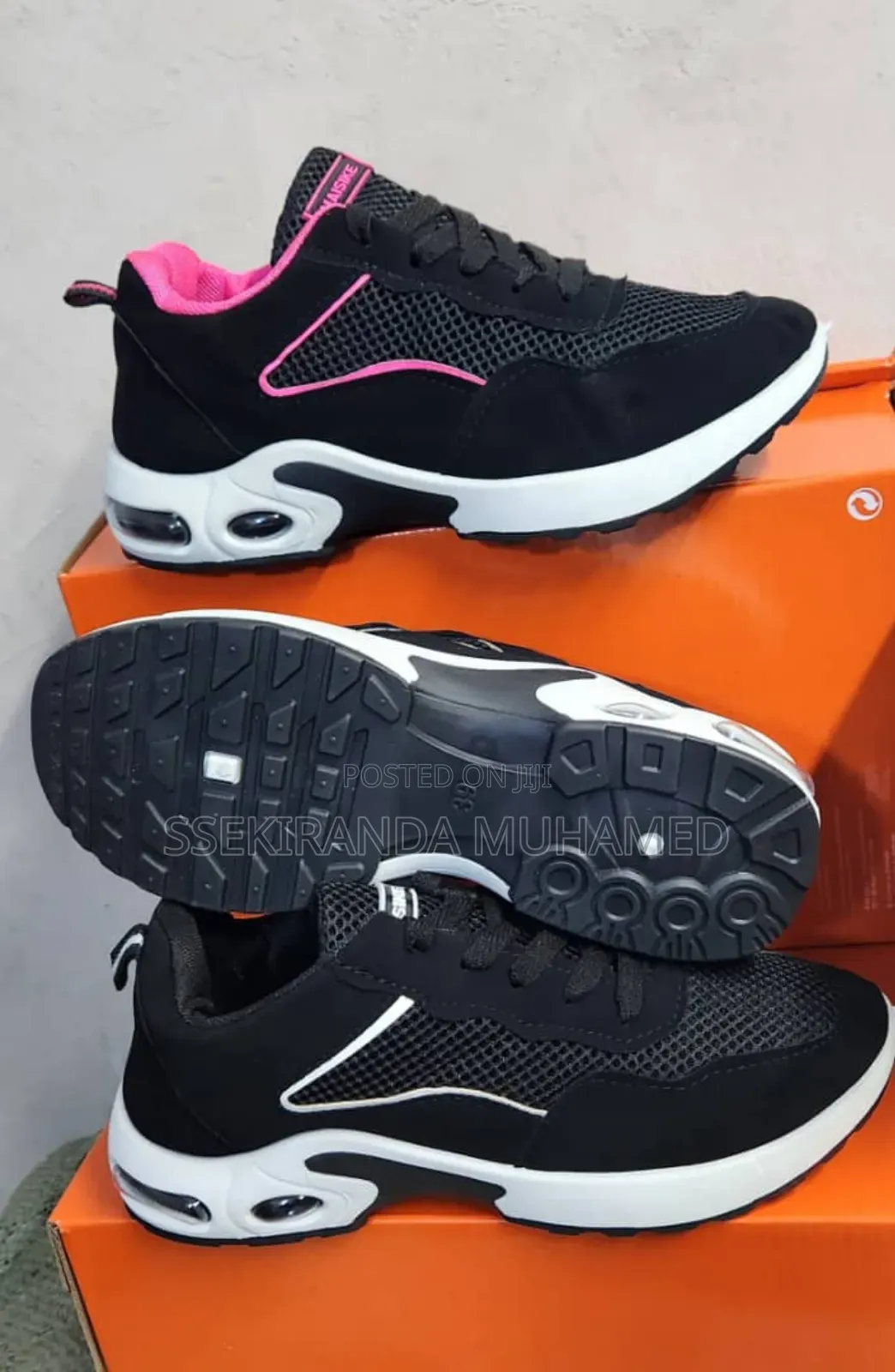 Unisex Sneakers