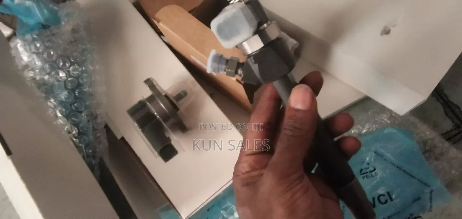 Brand New Mercedes Benz Bosch Injectors, Switches,Washas Available