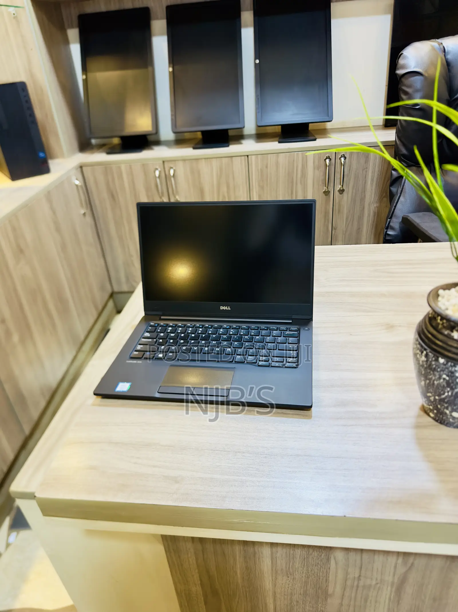 New Laptop Dell Latitude 13 7370 8GB SSD 256GB