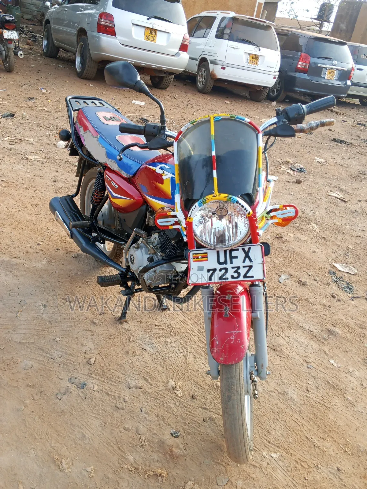 Bajaj Boxer 125 2023 Red