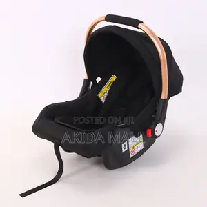 Kidilo G303 Car Seat, a Portable Infant Car Seat and Carrycot