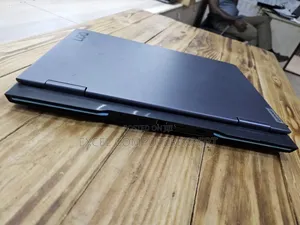New Laptop Lenovo LOQ 15IRH8 16GB Intel Core i5 SSD 512GB