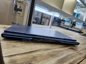 New Laptop Lenovo LOQ 15IRH8 16GB Intel Core i5 SSD 512GB