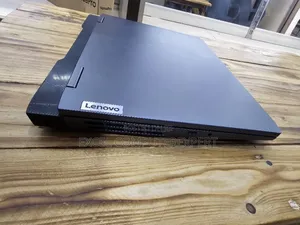 New Laptop Lenovo LOQ 15IRH8 16GB Intel Core i5 SSD 512GB