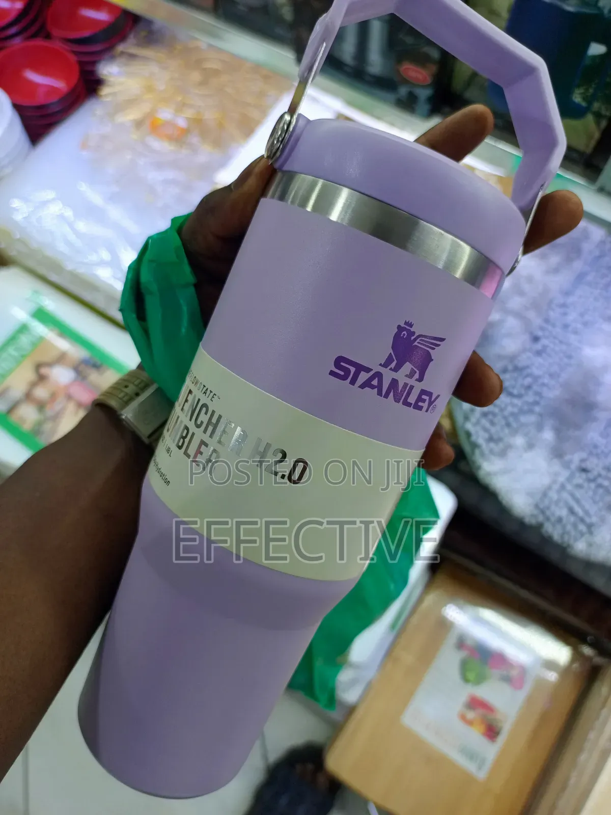 30oz/900ml Stanley Quencher H2.0 Flowstate Tumbler.