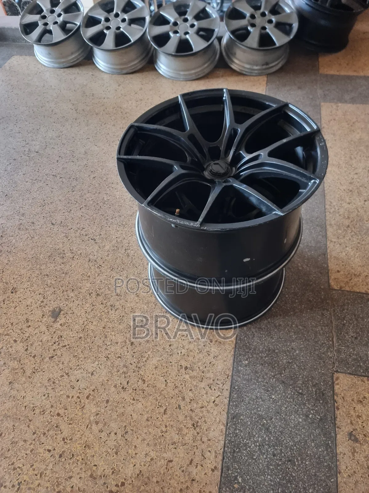 Size 20 Rims 2 Pieces Offset for Toyota.