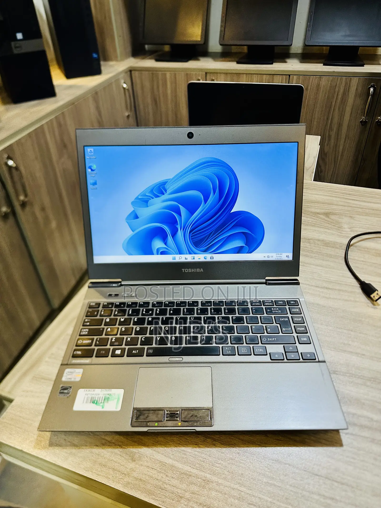 Laptop Toshiba Portege Z930 4GB Intel Core I5 SSD 128GB