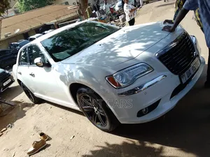 Chrysler 300 2016 Pearl