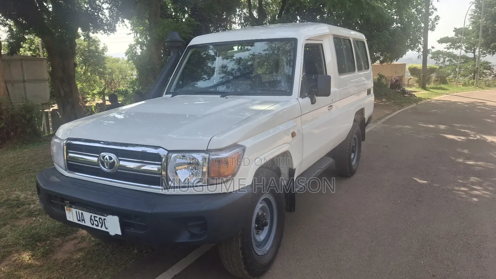 Toyota Land Cruiser 2014 White