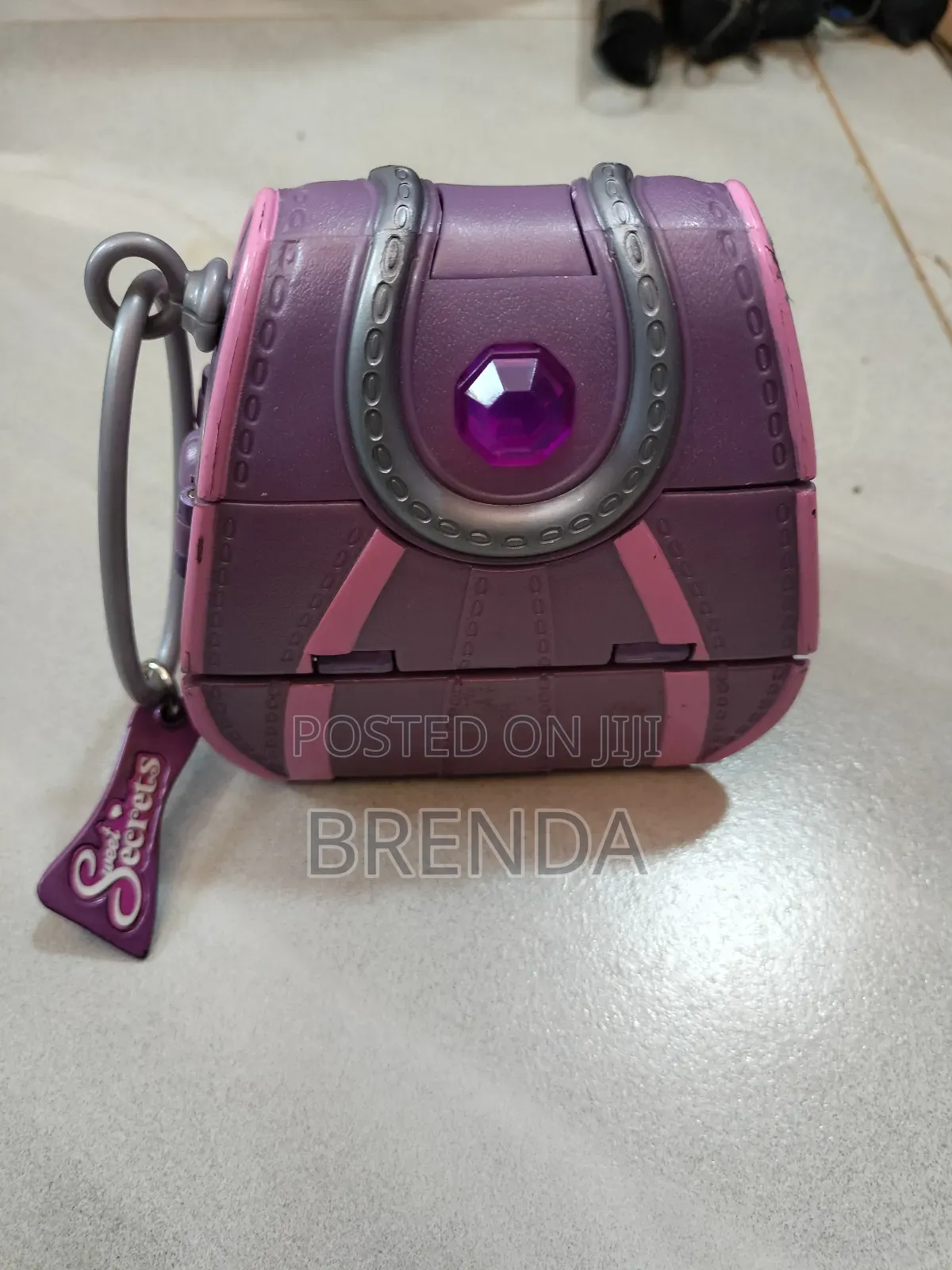 Sweet Secret Purple Purse House Compartments Toy