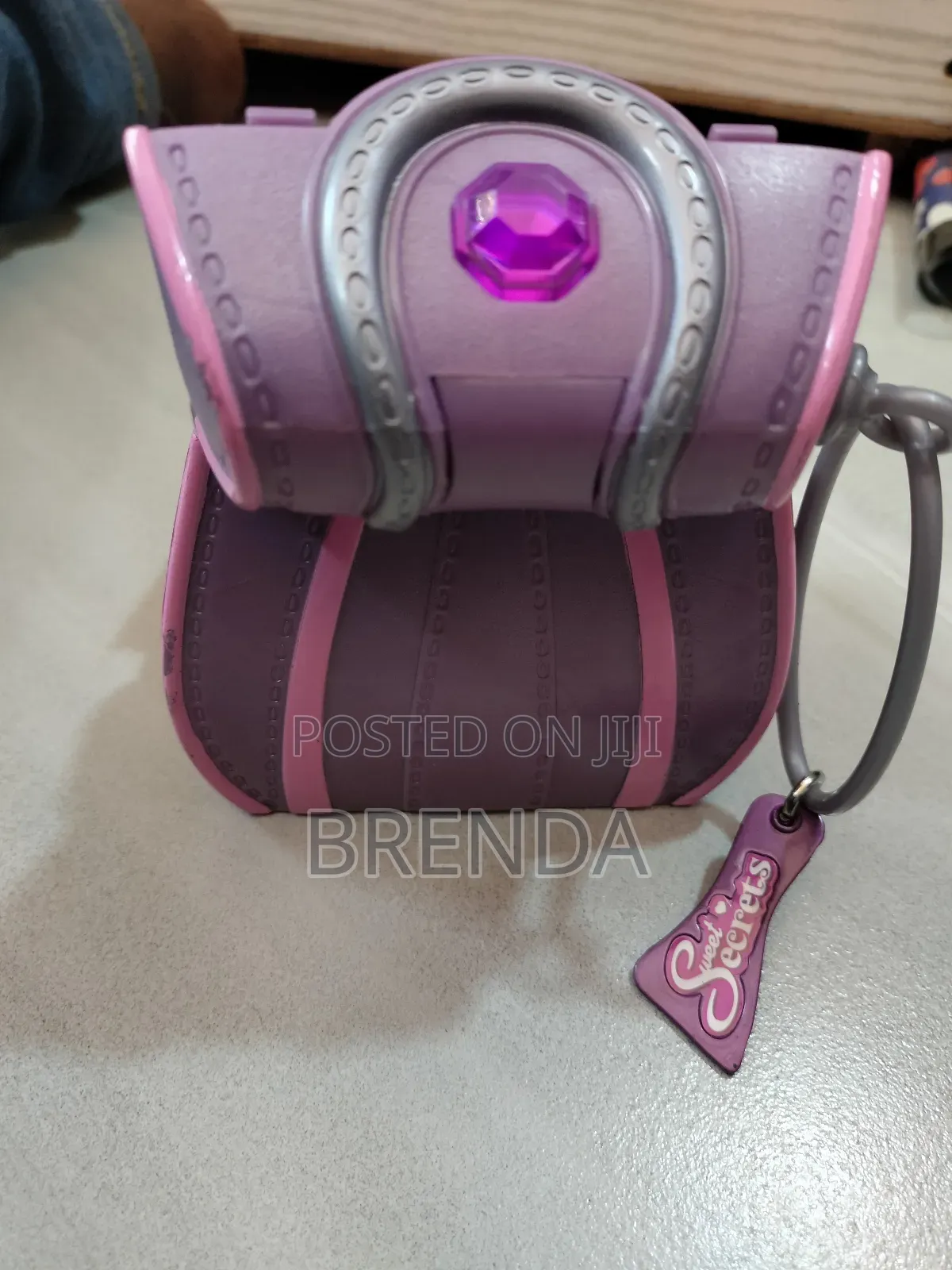 Sweet Secret Purple Purse House Compartments Toy