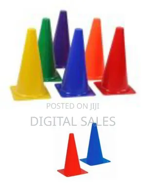 47cm Plastic Traffic Space Cone Marker Set of 6 Field Marking