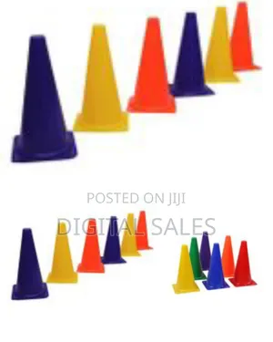 47cm Plastic Traffic Space Cone Marker Set of 6 Field Marking