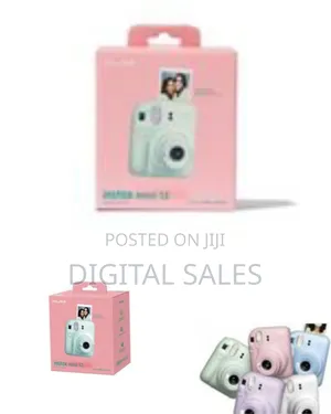 Fujifilm Instax Mini 12 Instant Film Camera Holiday Bundle