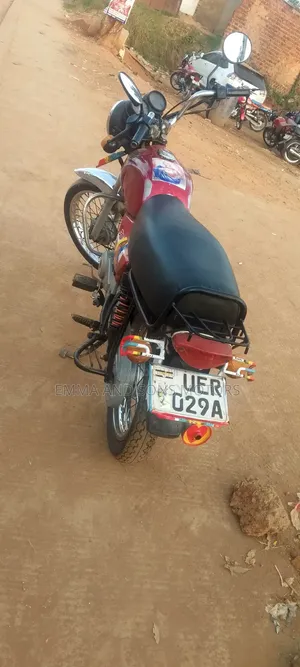 Bajaj Boxer 2019 Red
