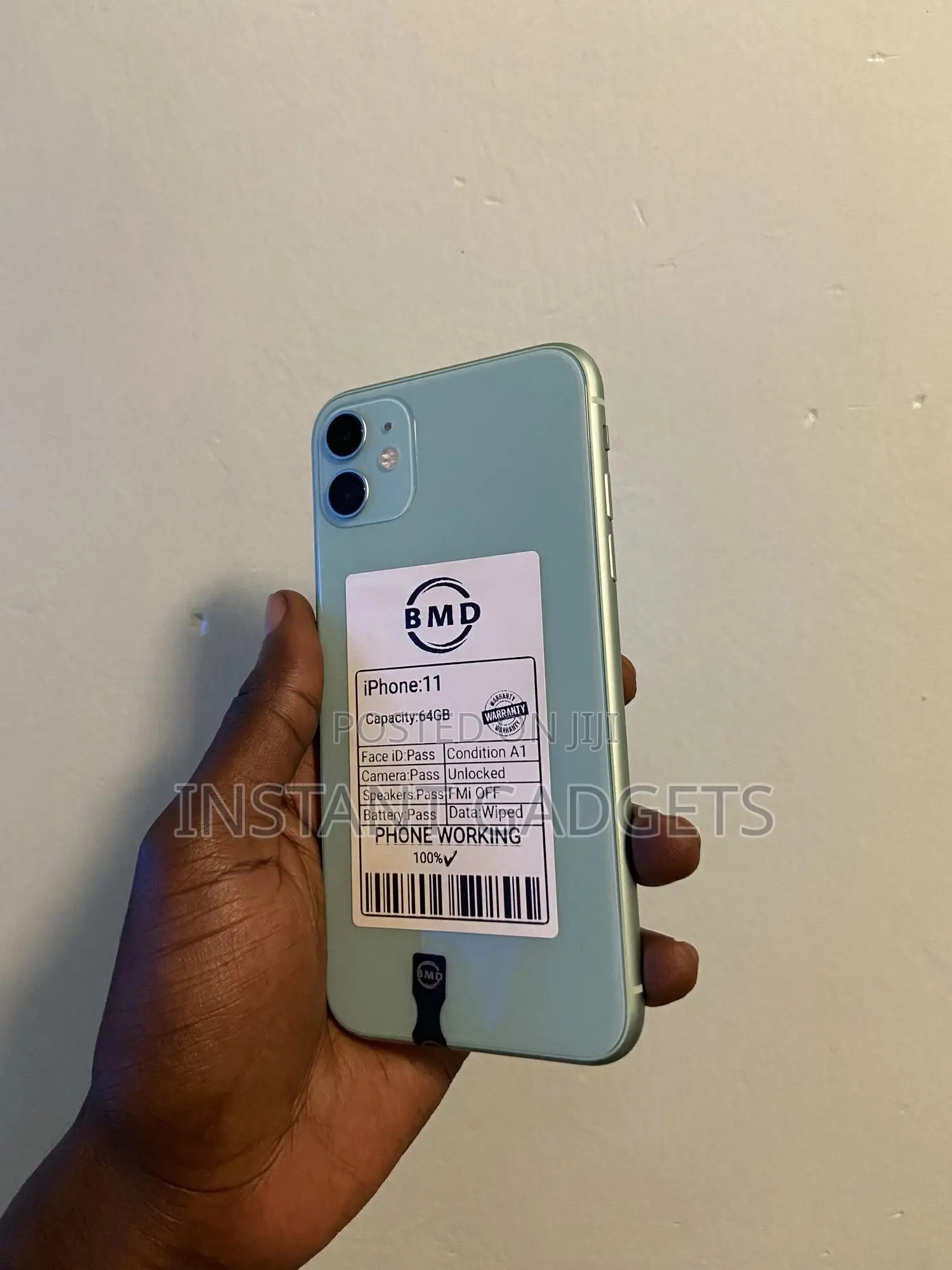New Apple iPhone 11 64 GB Purple