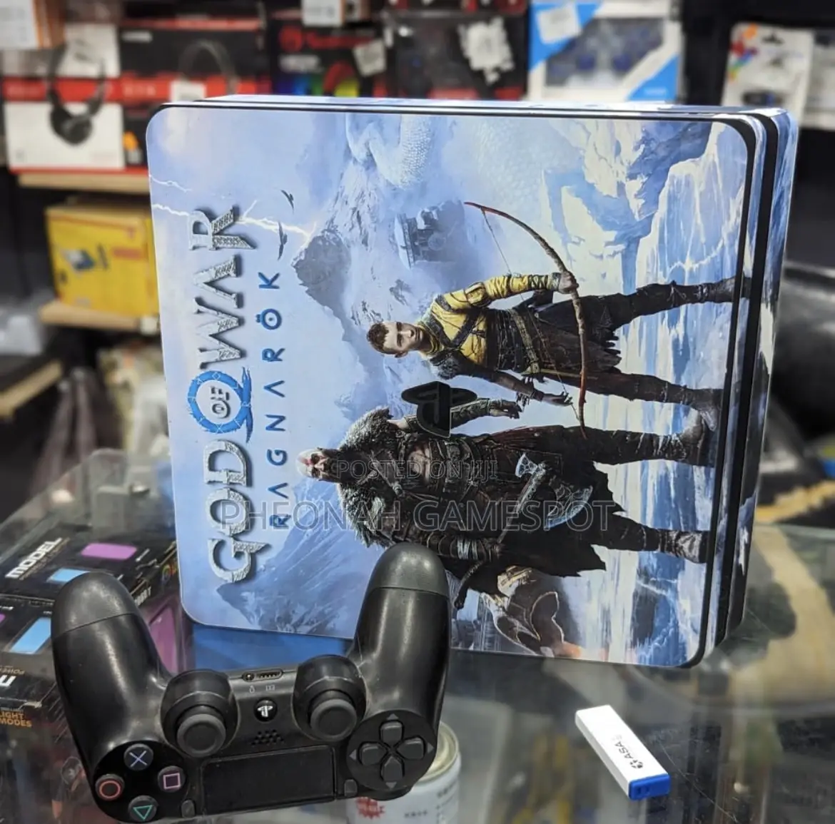 Ps4 Direct Pack, Two Controllers, 10 Games Ready, Clear Fast Motion.