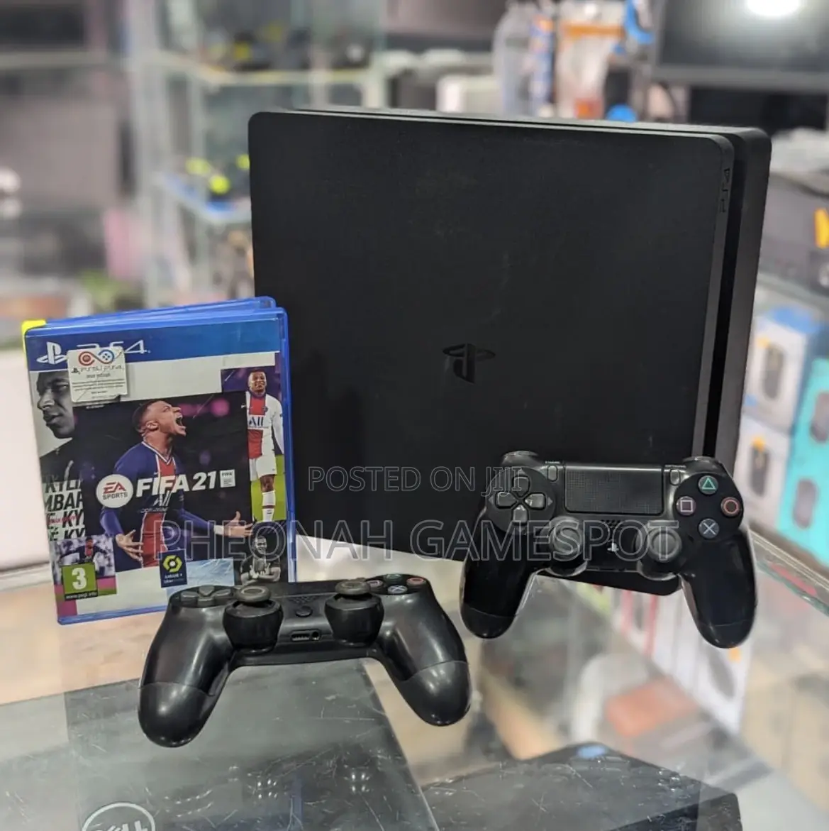 Ps4 Vivid Bundle, Two Controllers, 15 Games Installed, Top Comfort.