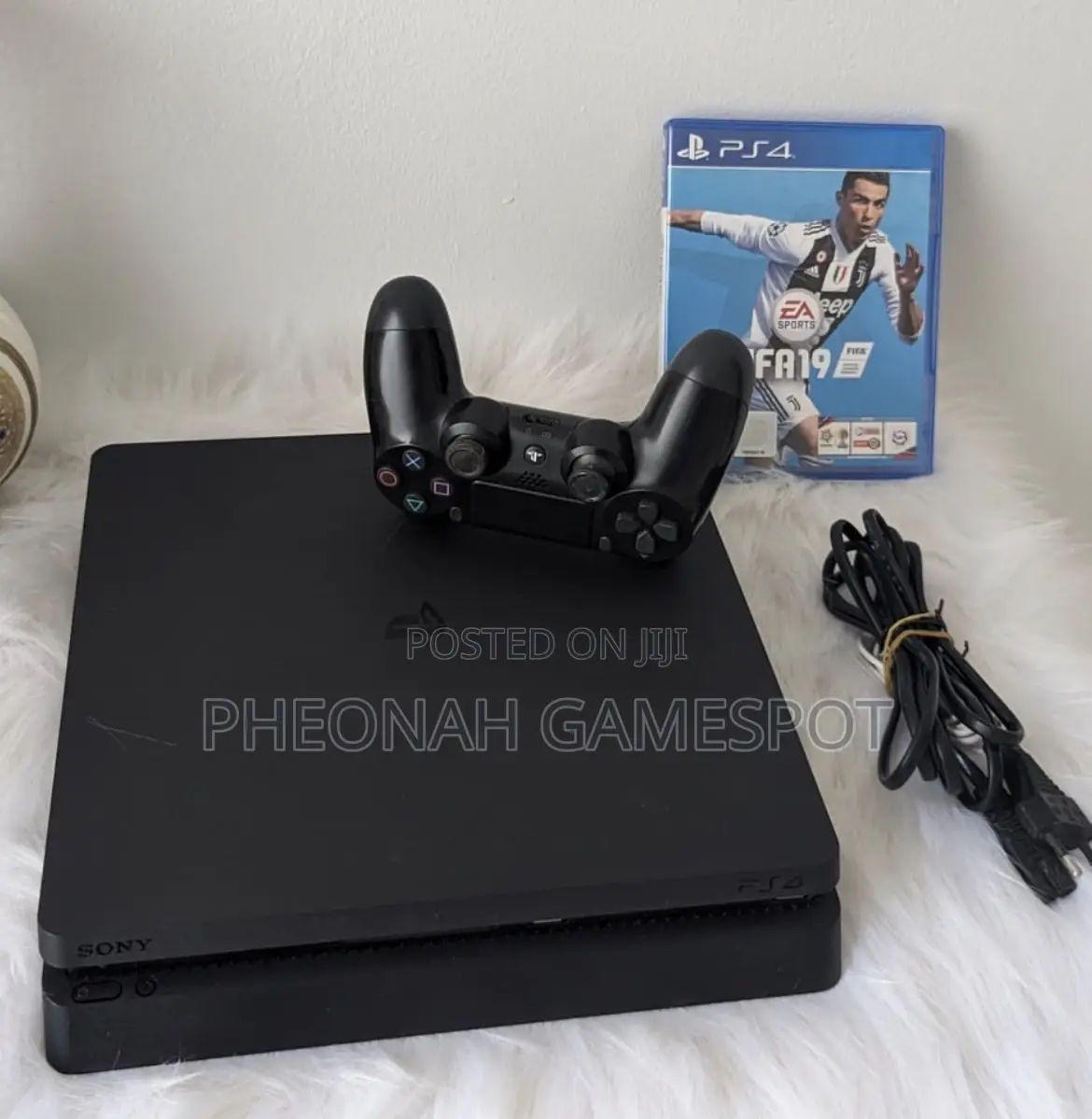 Ps4 Console Set, Two Controllers, 14 Games Loaded, Crisp Action Boost.