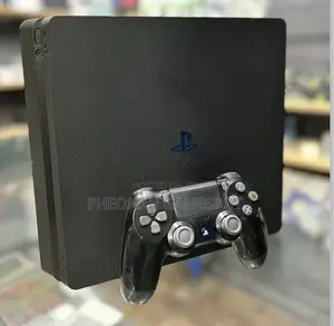 Ps4 System Combo, Two Controllers, 17 Games Installed, Agile Action.
