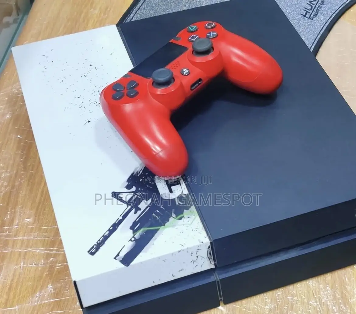 Ps4 Gaming Pack, Two Controllers, 19 Games Loaded, Instant Fun Flow.