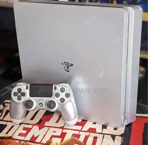 Ps4 Crisp Kit, Two Controllers, 15 Games Ready, Smooth Experience.