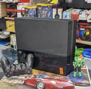 Ps4 Turbo Gear, Two Controllers, 16 Games Ready, Powerful Gameplay.