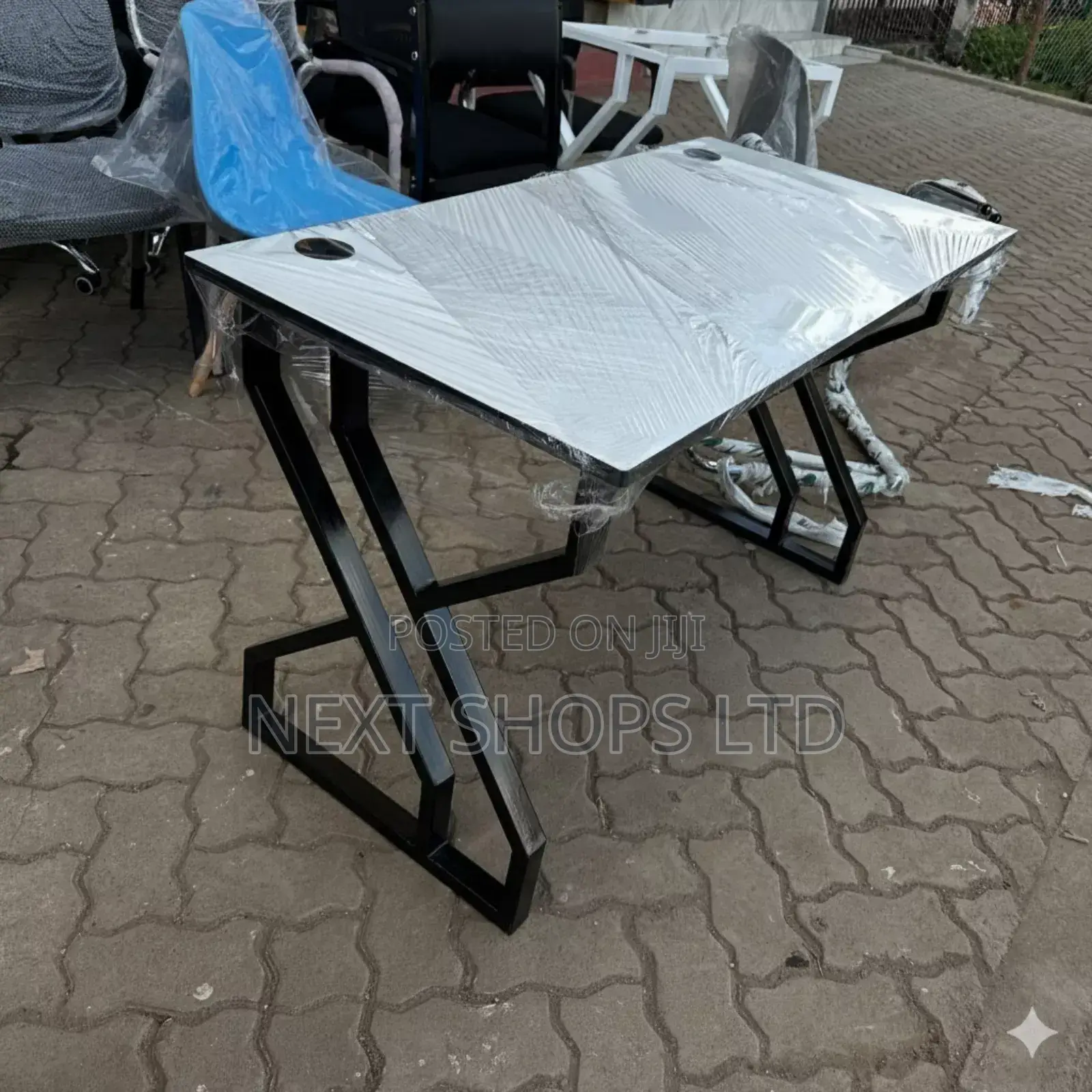 Modern Office Table/Office Table/Reading Desk/Offices Tables/Tables