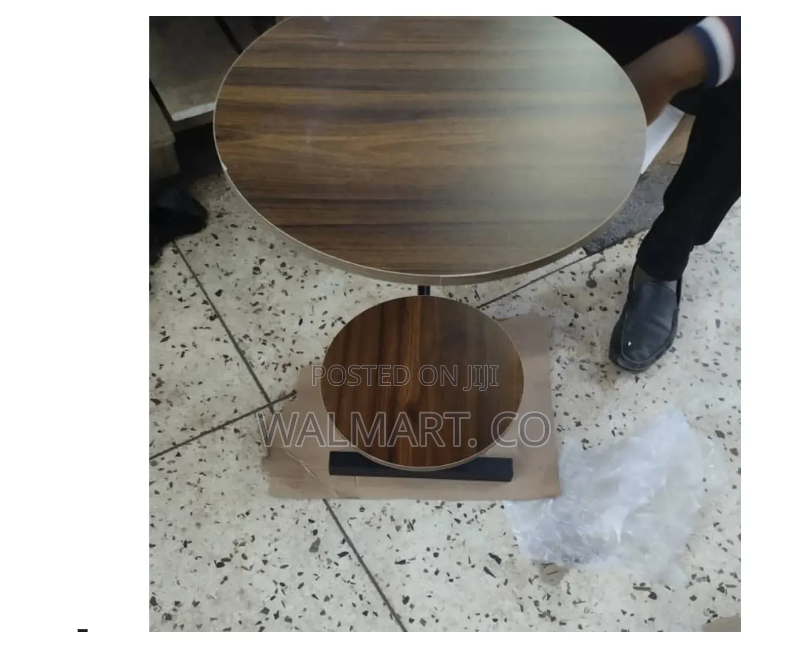 Stylish C Shaped Curved Table