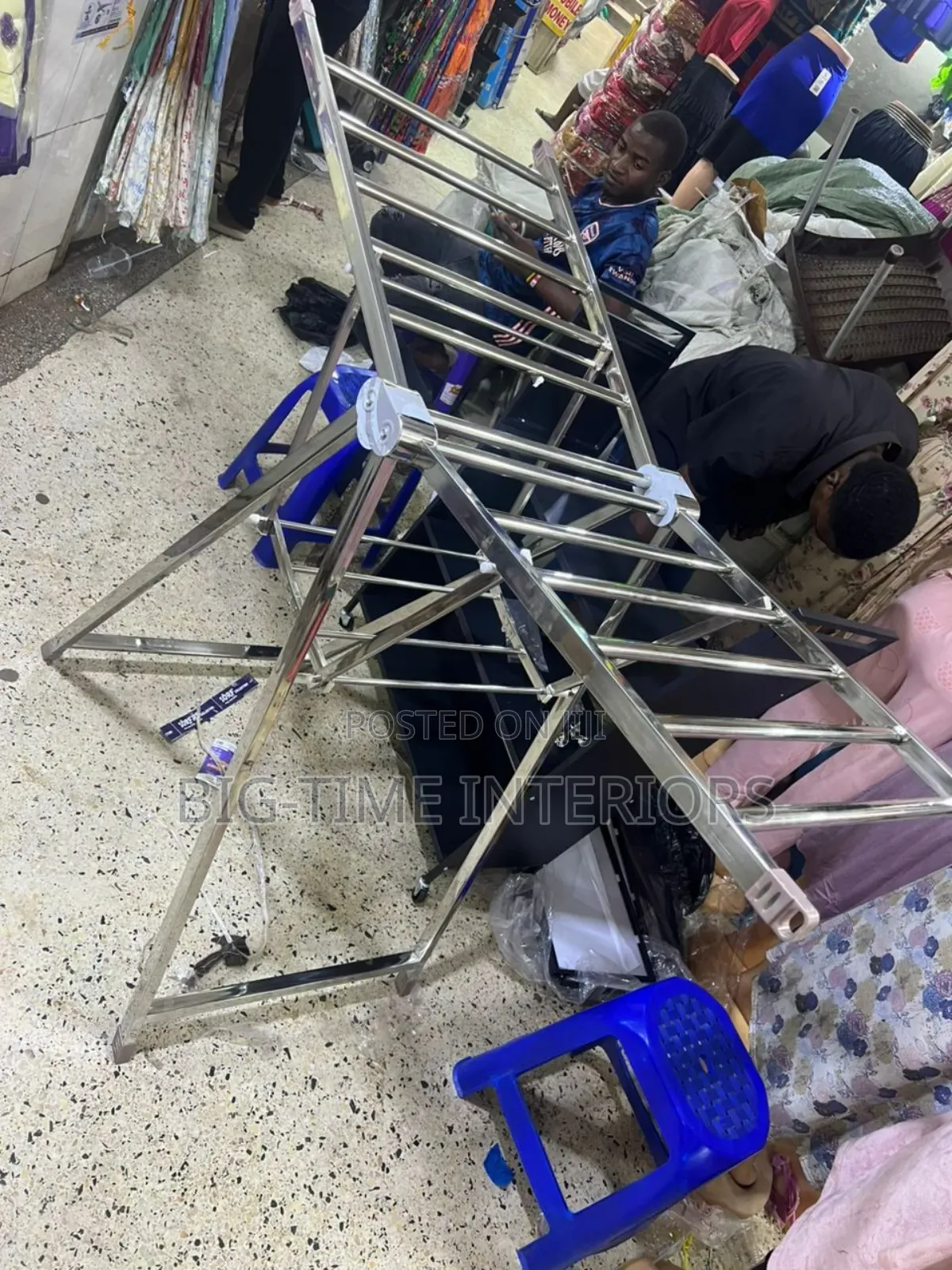 Strong Foldable Metallic Clothes Drying Rack