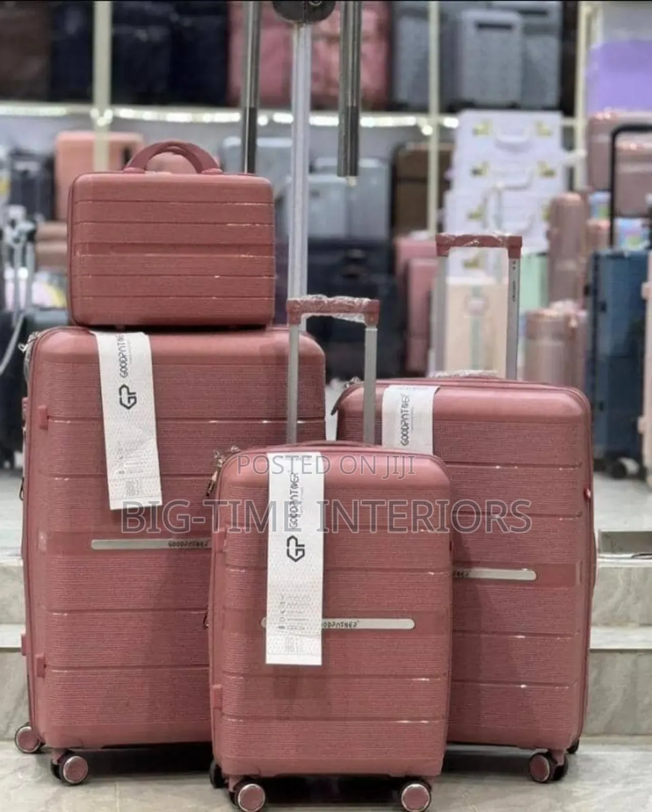 4pcs Pink Rubber Suitcase Sets