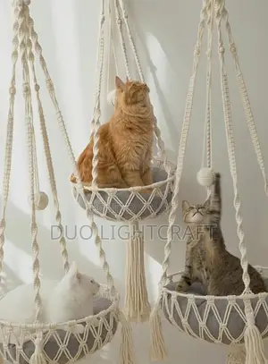 Woven Pet Beds