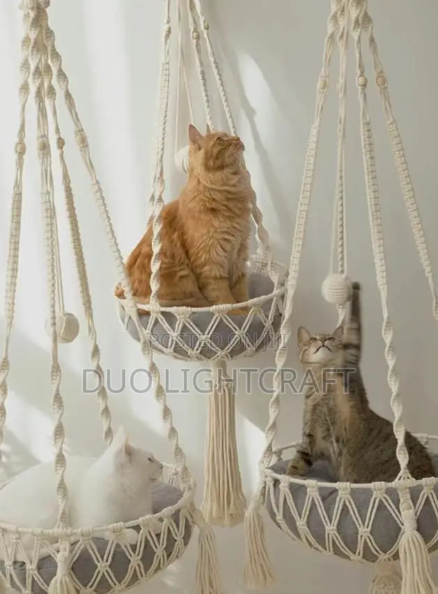 Woven Pet Beds