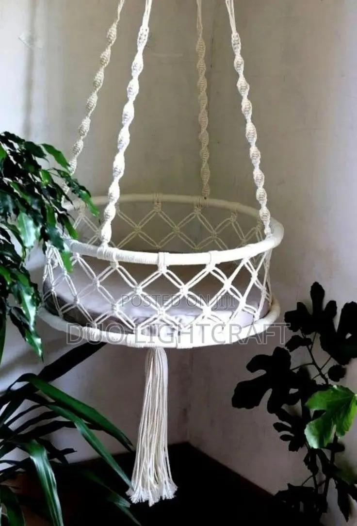 Woven Pet Beds