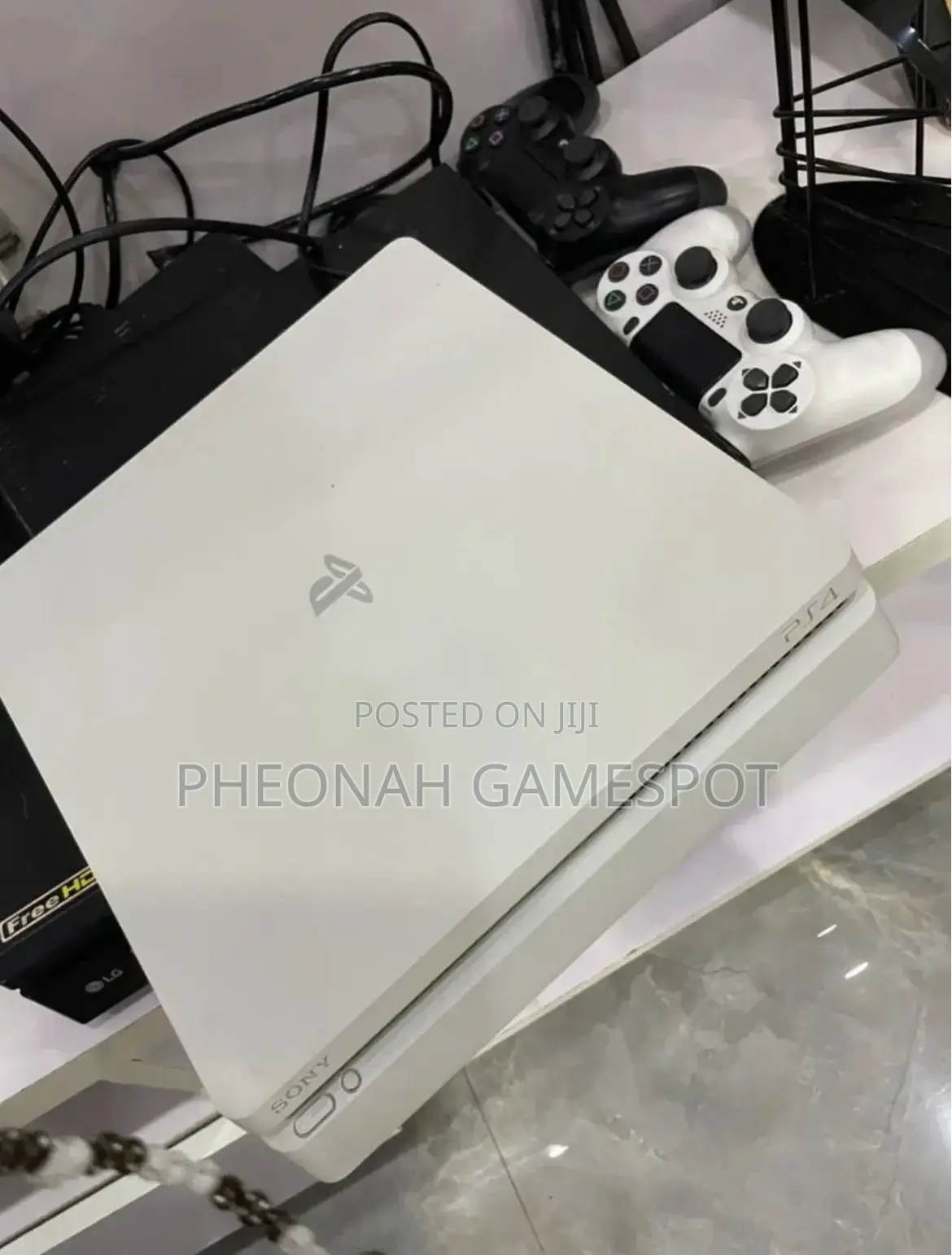 Ps4 Gamer Pack, Two Controllers, 12 Games Installed, High Fun Vibe.