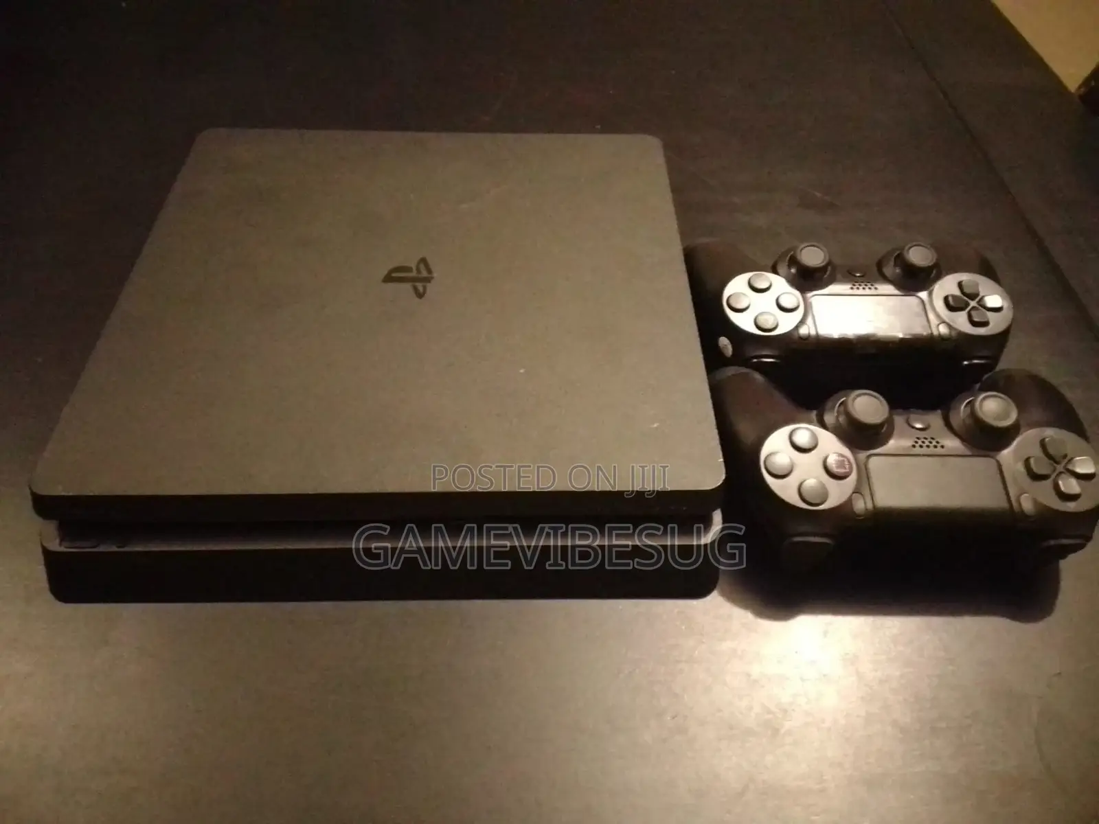 Chipped Playstation 4 Slim(Ps4 Slim) 10 Games