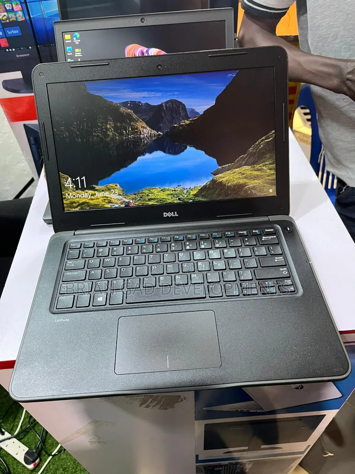 Laptop Sales Hub