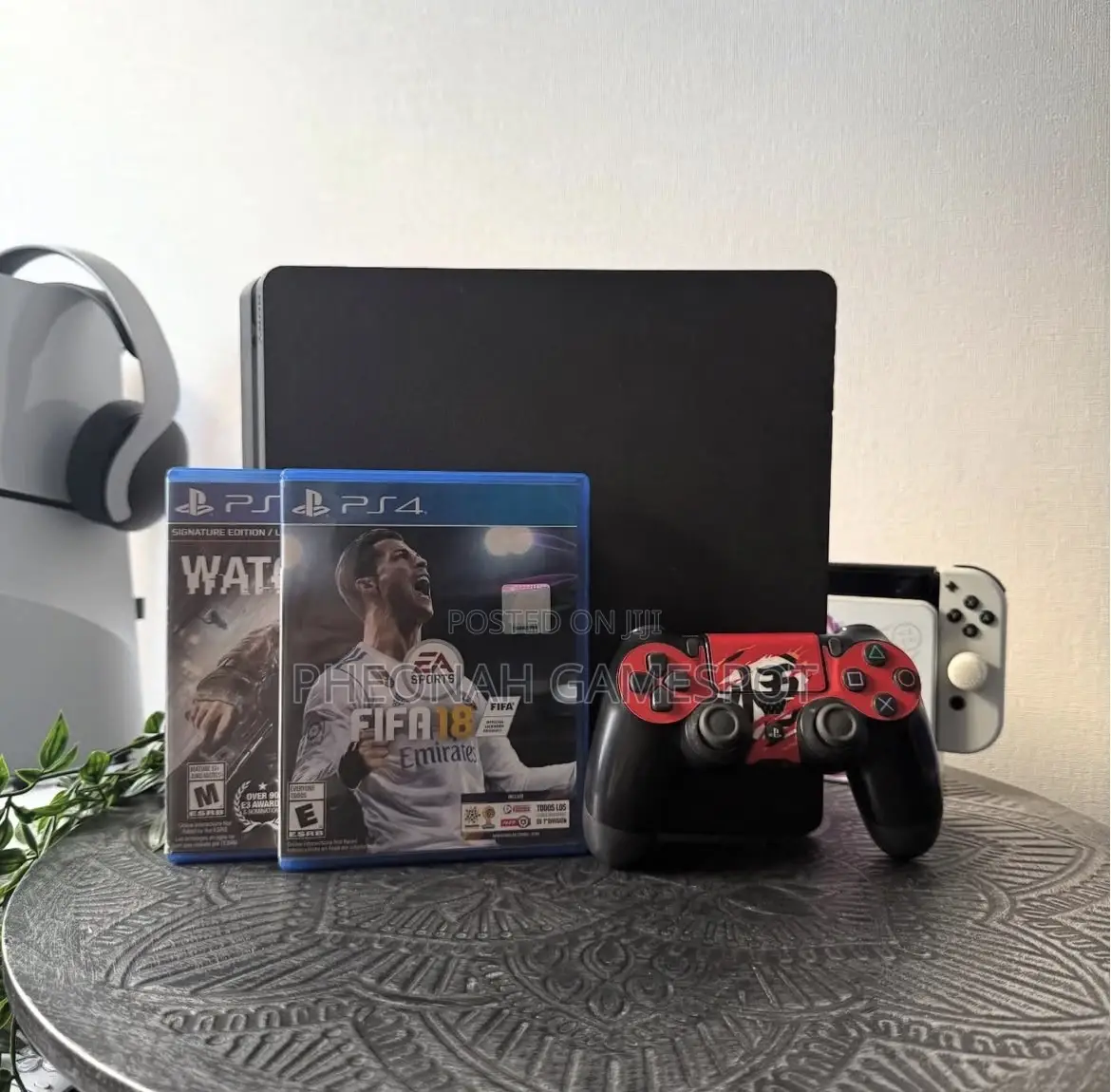 Ps4 Fresh Duo, Two Controllers, 14 Games Installed, Bright Game Feel.