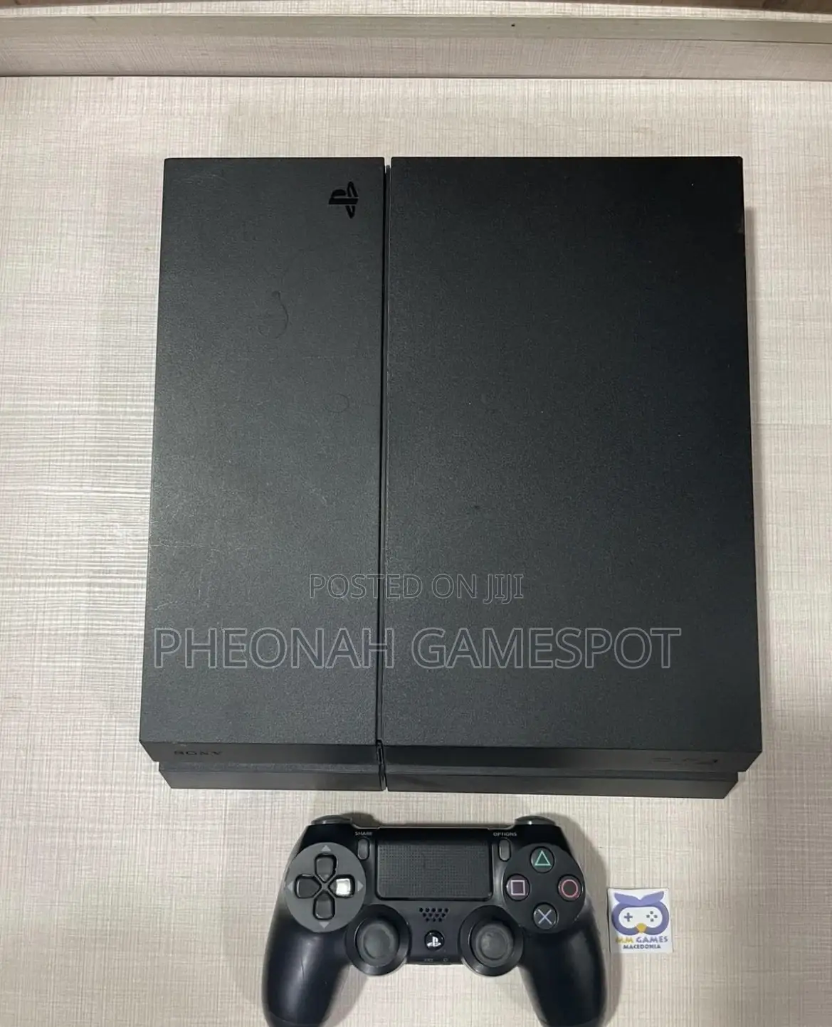 Ps4 Sharp Pack, Two Controllers, 16 Games Installed, Fast Response.